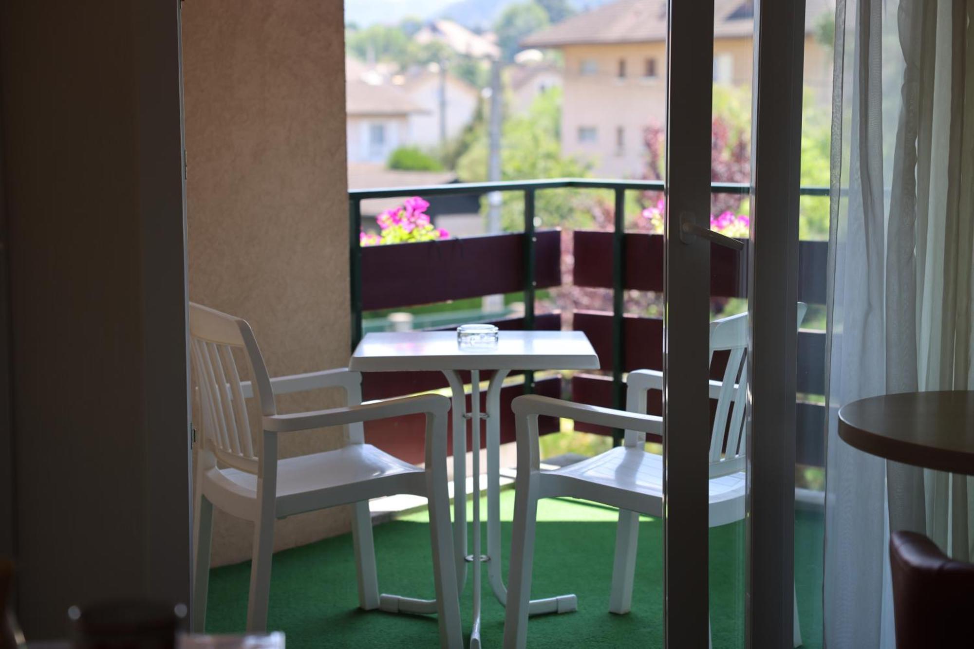 טונון-לה-בן Logis Hotel Arc En Ciel מראה חיצוני תמונה