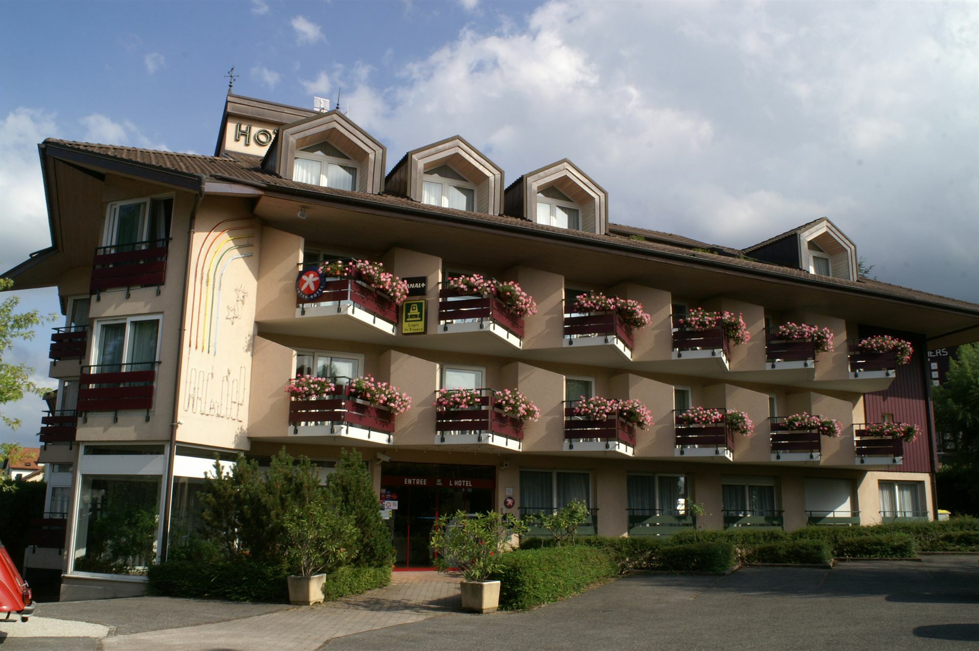 טונון-לה-בן Logis Hotel Arc En Ciel מראה חיצוני תמונה